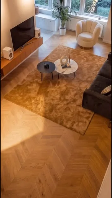 Woonkamer met een door Floorplaza getoonde houten vloer